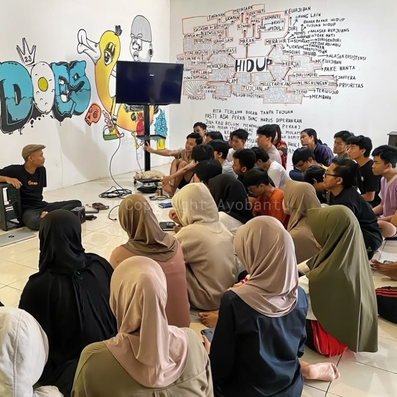 Bantuan untuk Sekolah Gratis DOES University