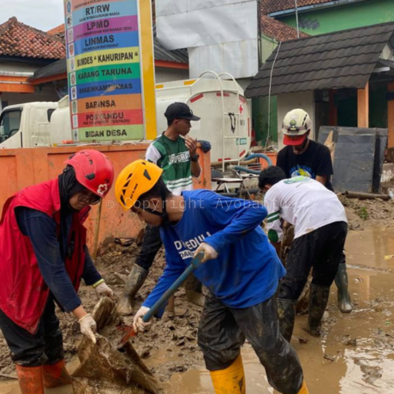 Bantu Korban Terdampak Bencana Indonesia