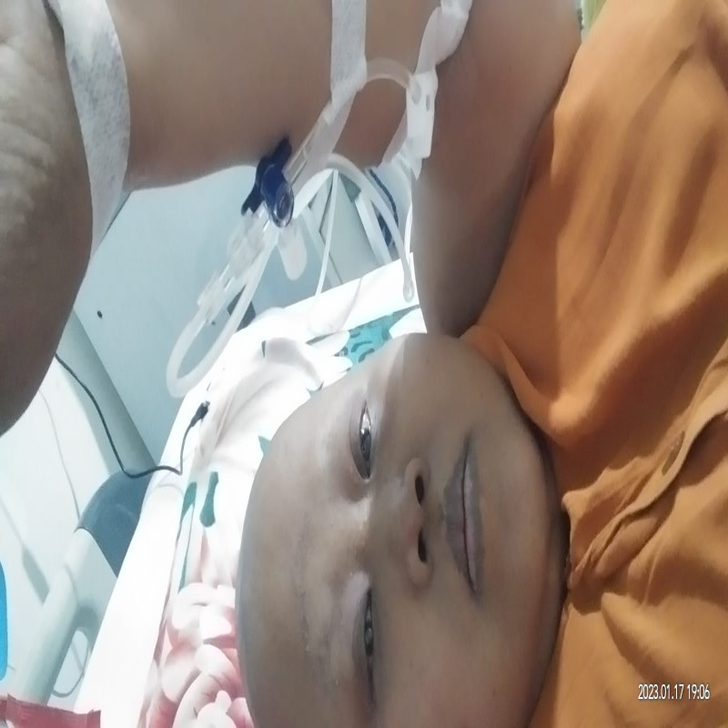 Bantu Bu Tri untuk Sembuh dari Kanker Payudara yang Sudah Menyerang Tulang & Paru-parunya!