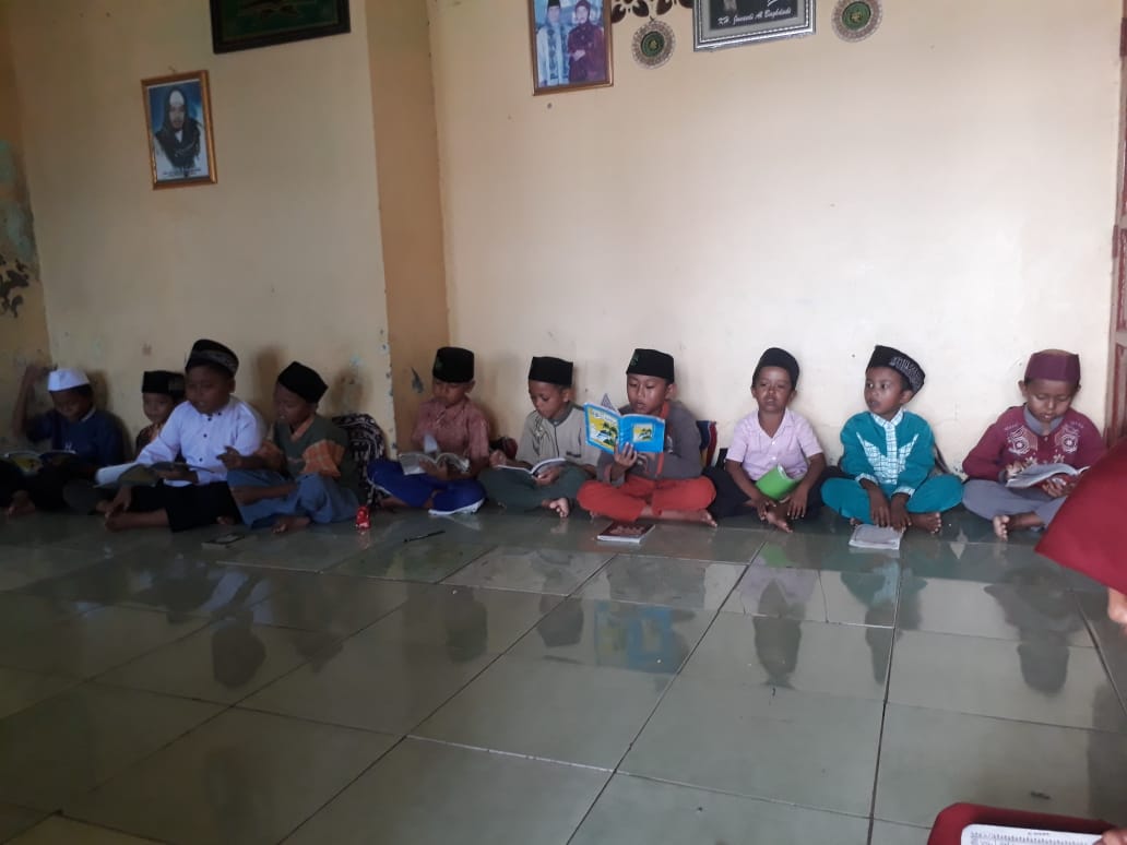 Wakaf Iqra untuk Anak-anak TPA Pelosok Karawang