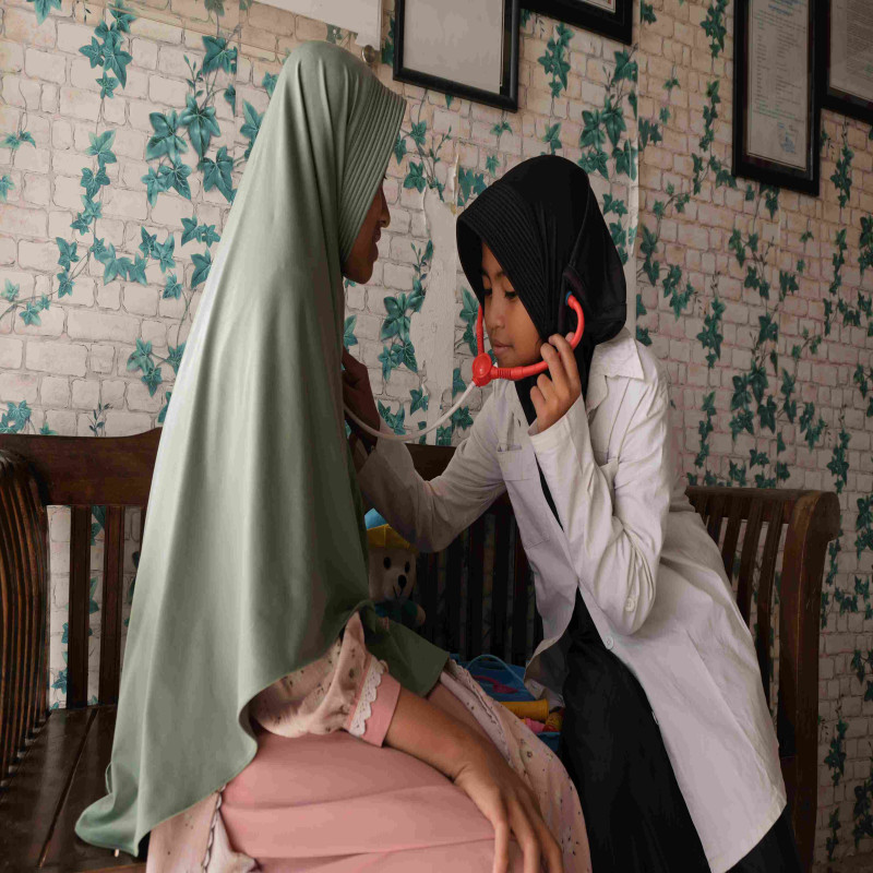 Kasih Sayang Untuk Salma Piatu Sejak 3 Tahun