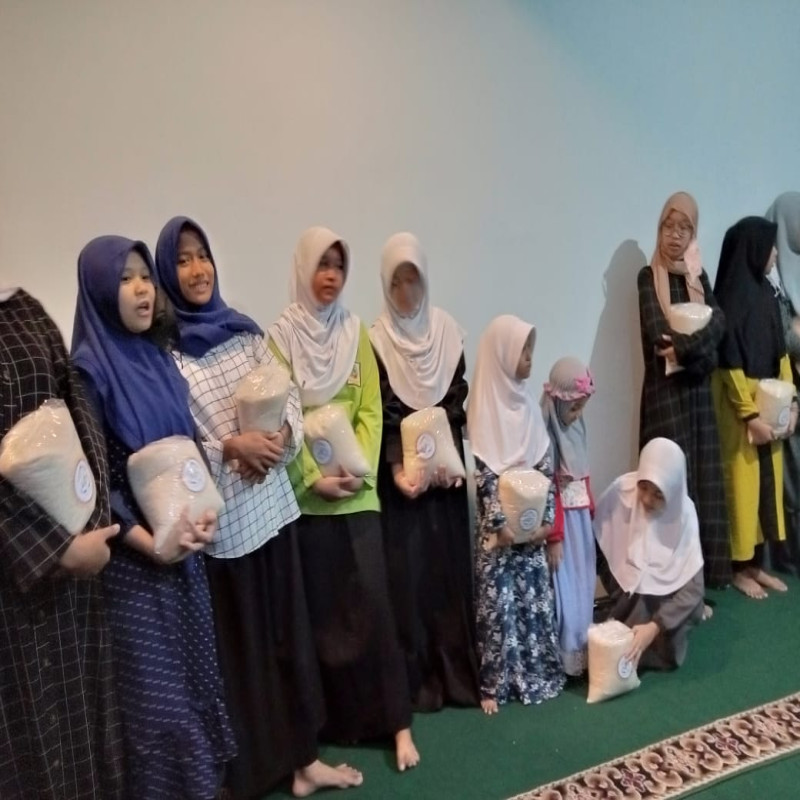 Sedekah Beras Dukung Hafidz Quran