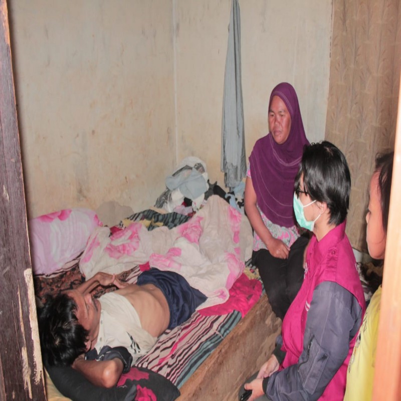 Bantu Dadang Hadapi Komplikasi dan Kanker Jantung