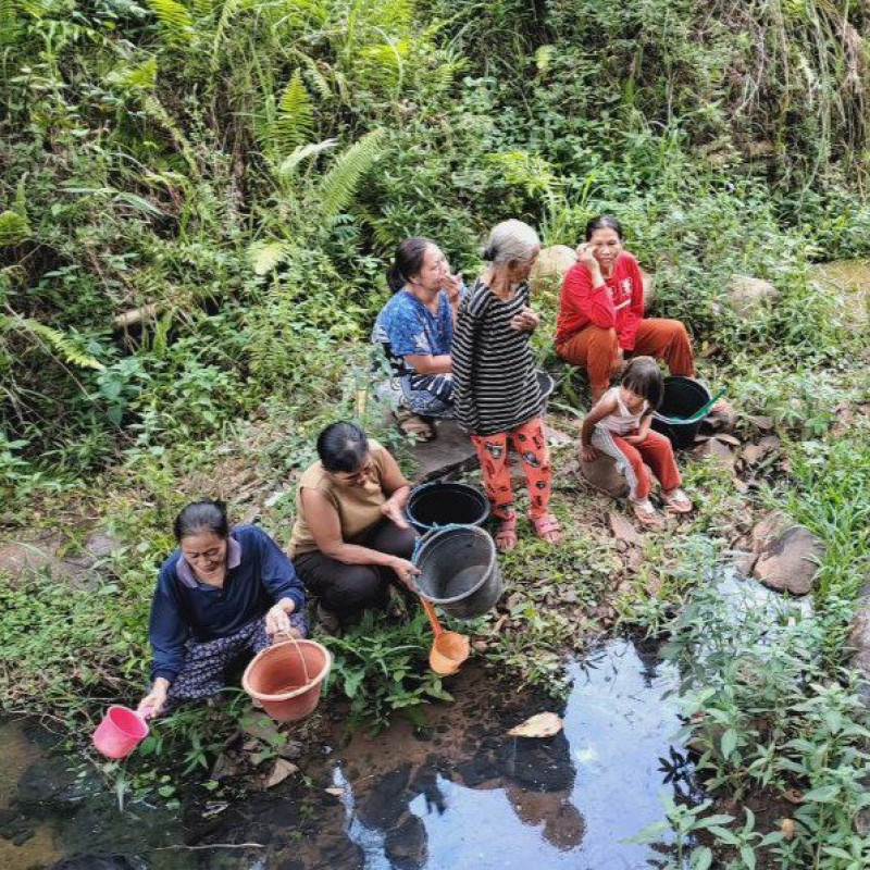 Bangun Toilet dan Alirkan AIr Bersih
