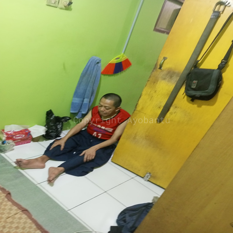 Bantu Pak Usep Penuhi Kebutuhan Sehari-hari