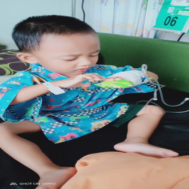 Hampir Menyerah ketika de Febri Mengalami Kembali Penyakit Baru ( Hipospadias ) Setelah Colostomy Sembuh.