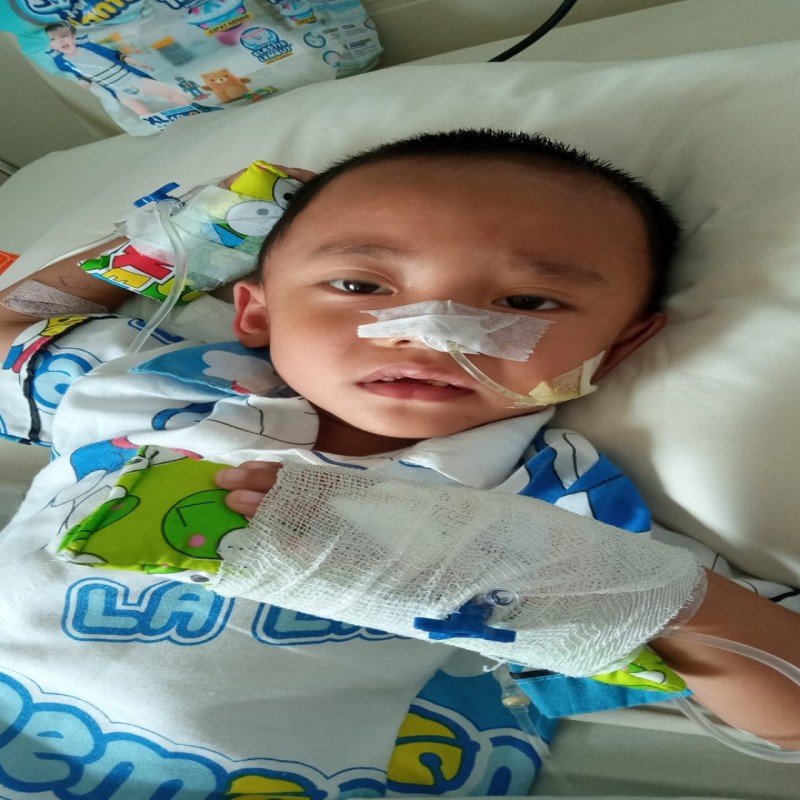 Hampir Menyerah ketika de Febri Mengalami Kembali Penyakit Baru ( Hipospadias ) Setelah Colostomy Sembuh.