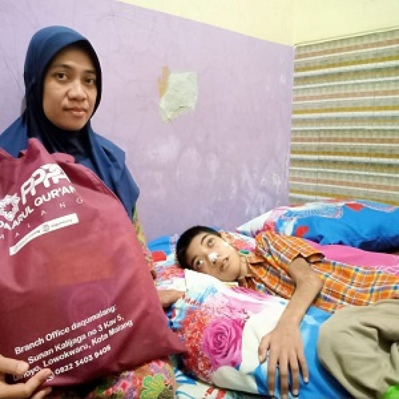 Ayo Bantu Biaya Berobat Putra, Anak Difabel dan Dhuafa
