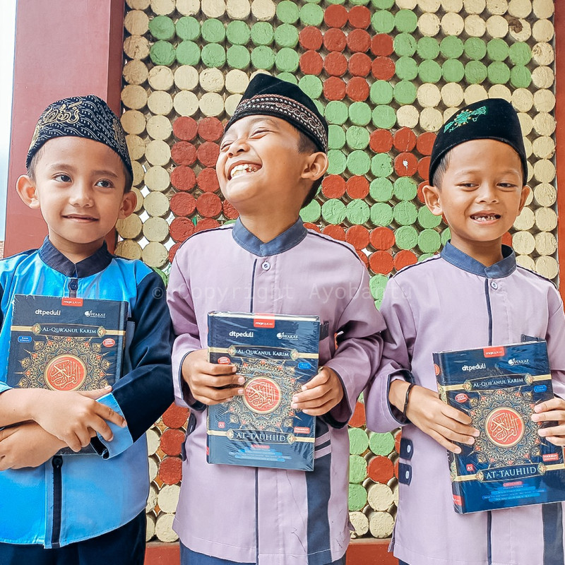 Wakaf Mushaf Al-Qur'an