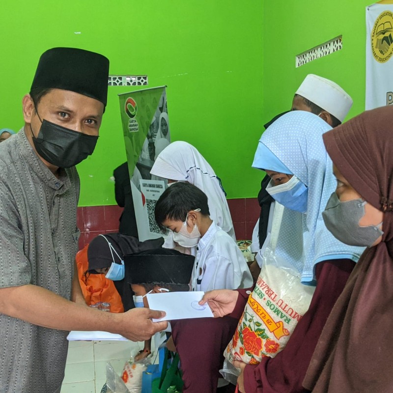 Ulurkan Tangan Untuk Santunan Pendidikan Yatim dan Peduli Sosial Warga Dhuafa