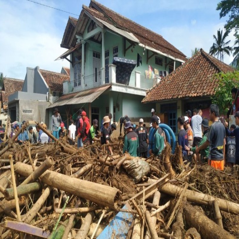 DARURAT! Banjir Bandang terjang 9 Desa di Garut