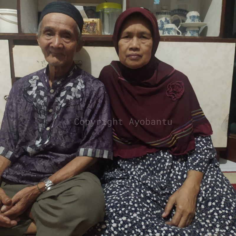 Bantu Lansia Penjual Pisang Keju Berobat & Bertahan Hidup Di Usia Senja