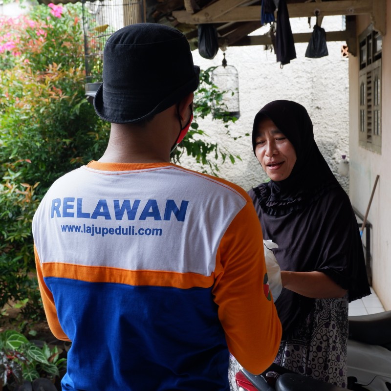 Berbagi Paket Pemadam Kelaparan