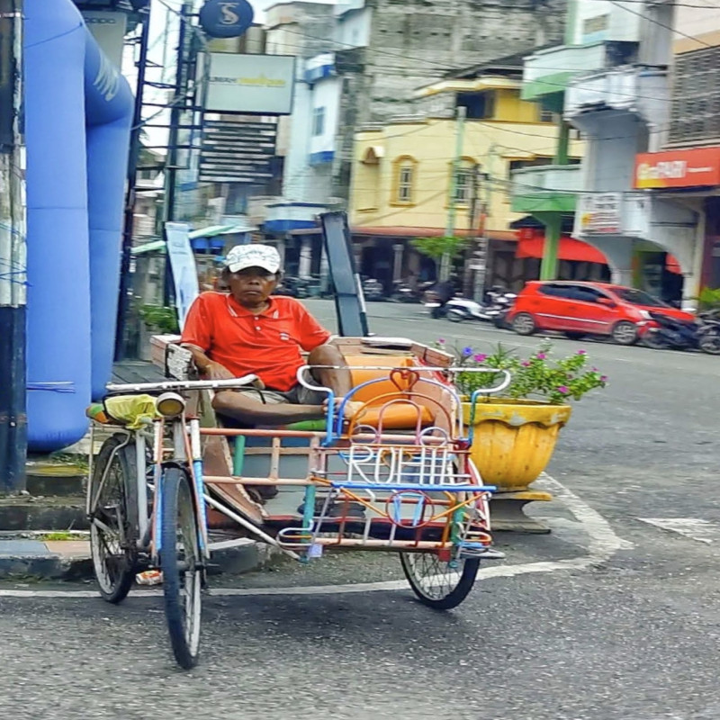 DARURAT LAPAR Yatim & Dhuafa Butuh beras Sekarang!