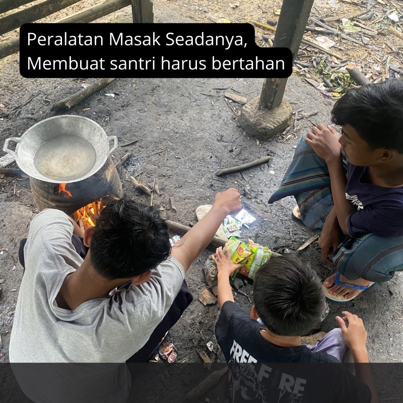 Hadirkan Dapur Umum Layak Untuk Santri Pelosok