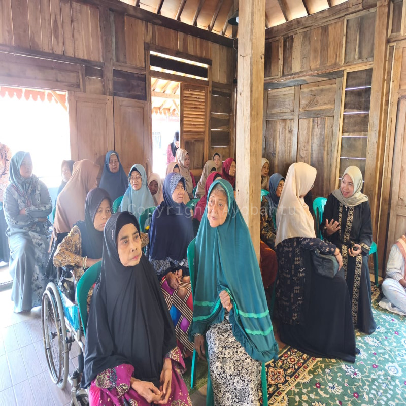 Donasi untuk Panti Werdha Muslim Rumah Oma - CARES Project #2