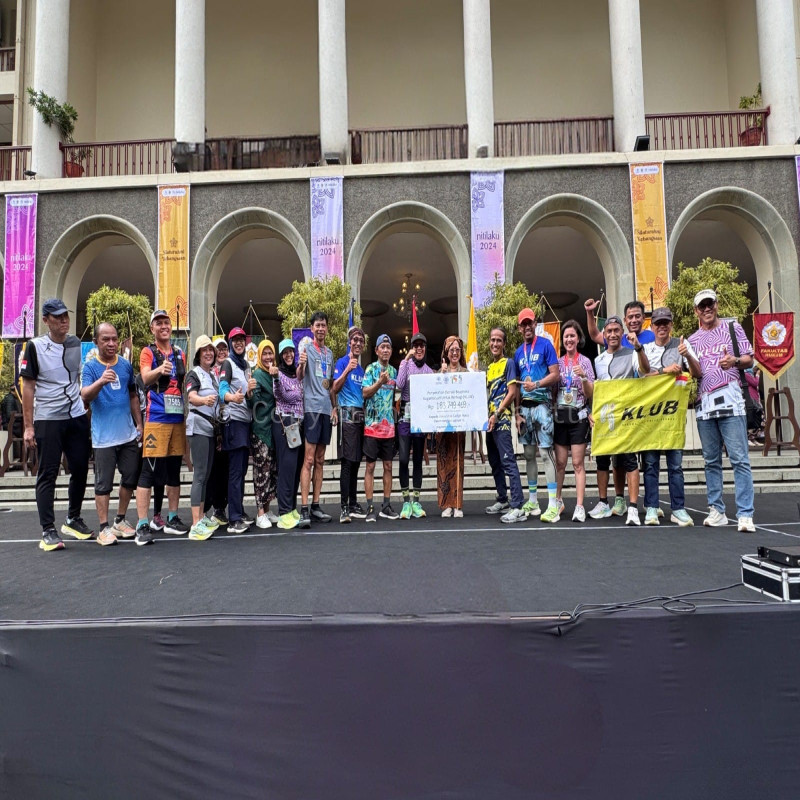 UGM ULTRA CHARITY RUN 76K : Kami Berlari, Anda Berdonasi