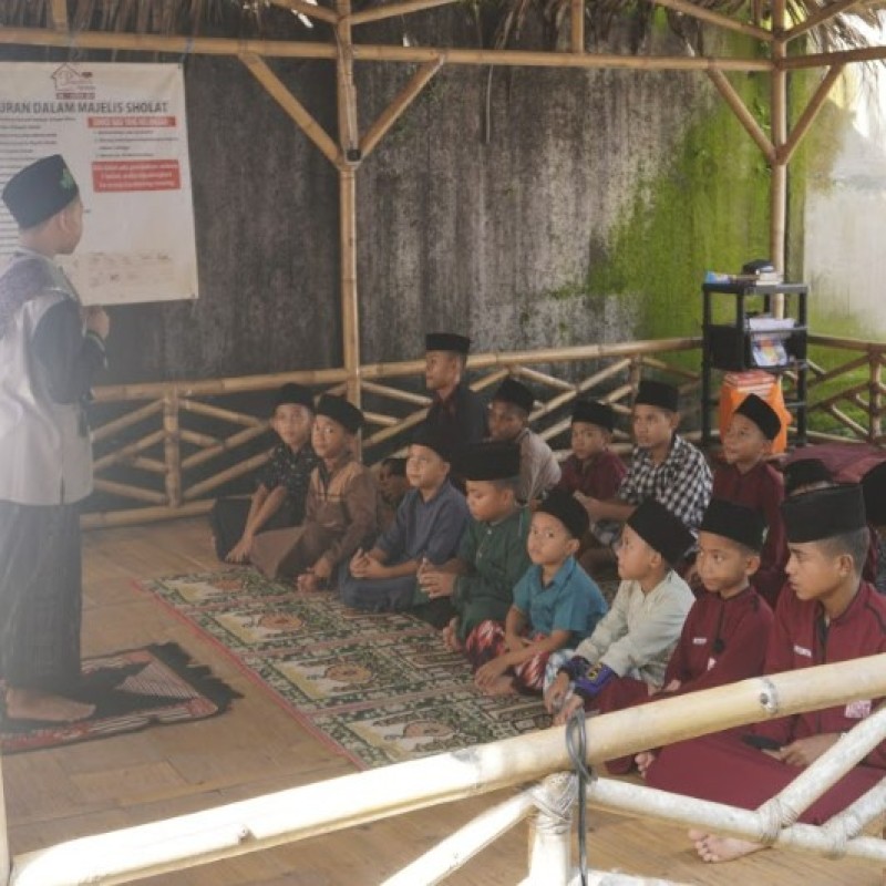 Bantu Kebutuhan Santri dan Yatim di Pondok Al Aska Qu
