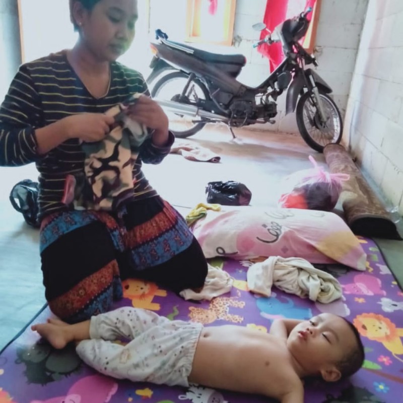 Ayah Gangguan Jiwa, Alvin Kesakitan Menahan Polio yang Dideritanya
