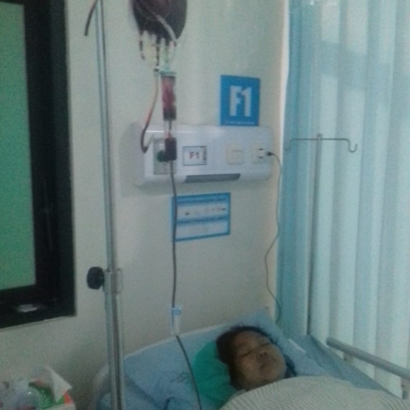Mari Bantu Siti Lawan Tumor Ganas