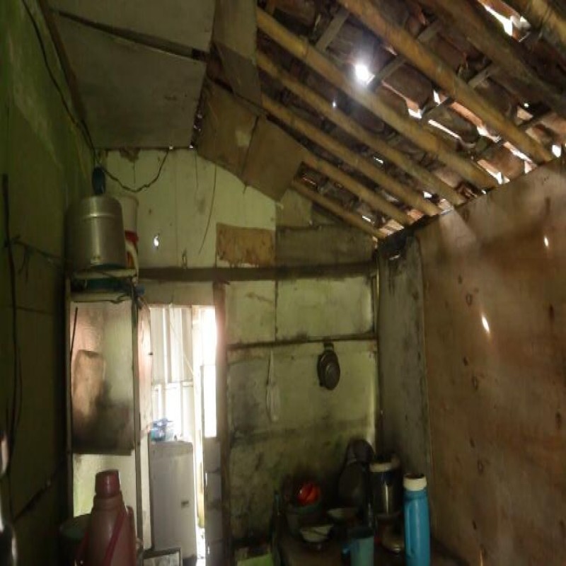 Kuatkan Langkah Pak Sukardi Demi Renovasi Rumah