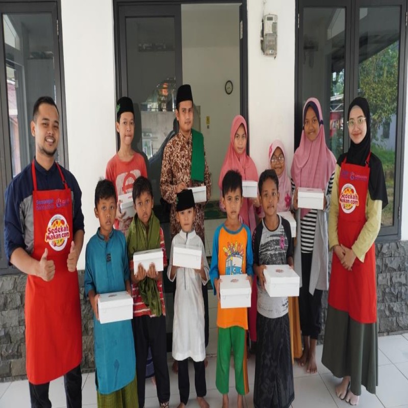 RAIH PAHALA BERLIPAT DENGAN TOTALITAS SEDEKAH MAKAN