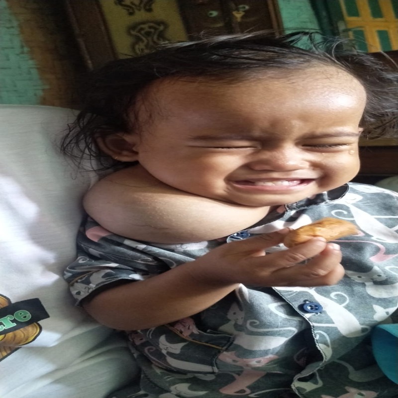 BANTU ADIK ZIYA OPERASI BENJOLAN DI LEHER SEMAKIN MEMBESAR