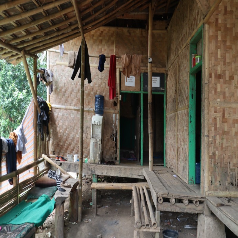 Sedekah Jariyah! Bantu Renovasi Asrama Pesantren Al-Munawaroh Banten