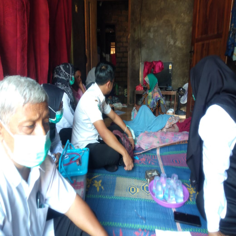 Urgent!!! Kulit di Sekujur Tubuh Dek Sopiah Melepuh