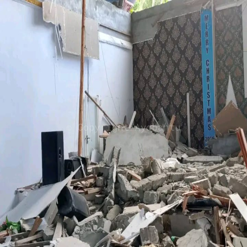 Donasi Korban Gempa di Pulau Batang Dua