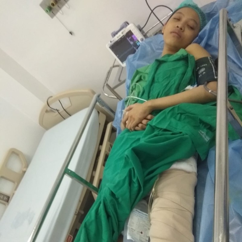 Temani Perjuangan Fhirli Melawan Kanker Tulang