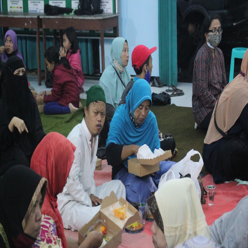 Donasi Buka Puasa Santri dan Sahabat Disabilitas