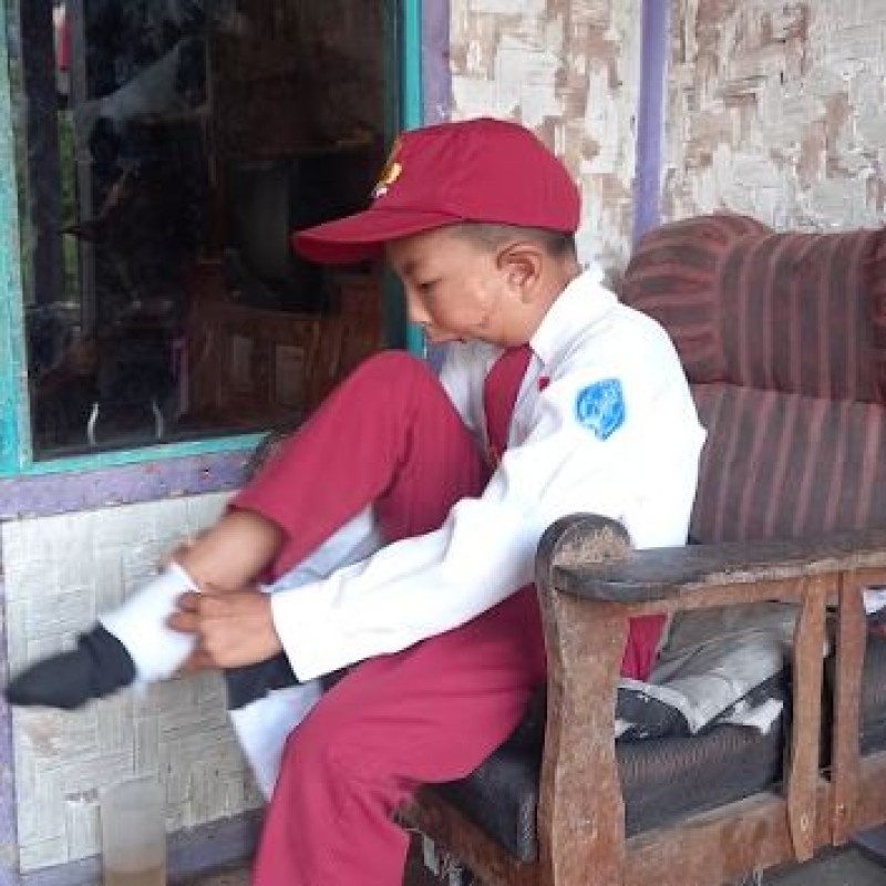 Kak, Mulut dan Rahangku Sakit, Maukah Bantu Ridho Berobat?