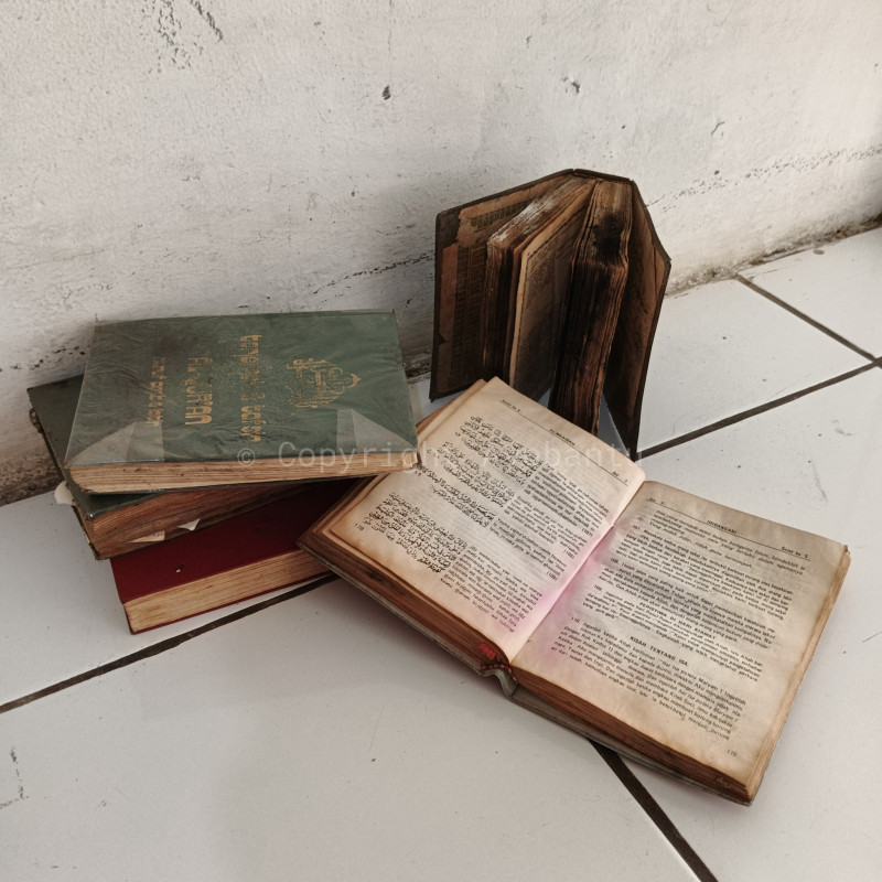 Gantikan Quran Yang Rusak Dengan Quran Yang Baru
