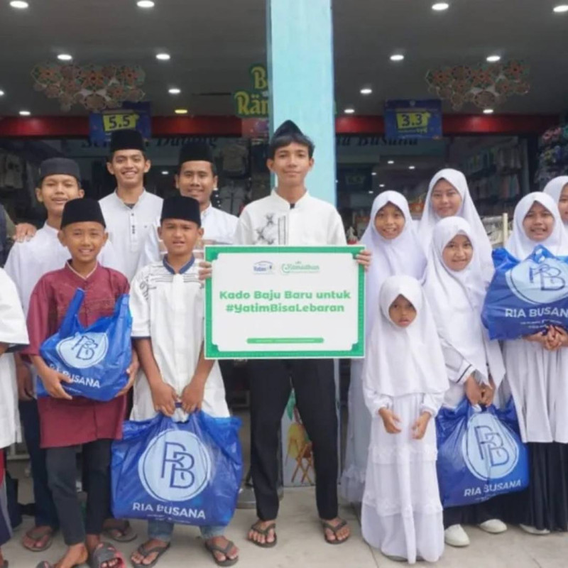 Maukah Jadi Orang Tua Asuh Ribuan Yatim dan Dhuafa