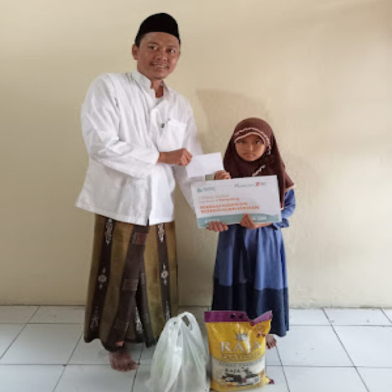 Berbagi cinta menebar berkah