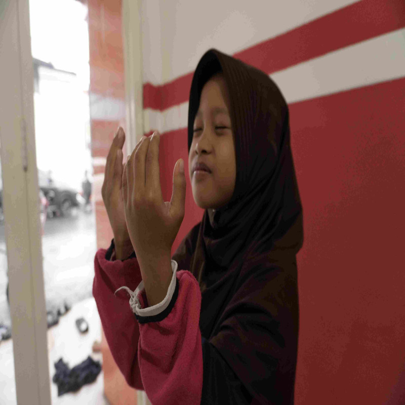 Menjadi Yatim Sejak Masih di dalam Kandungan Badan