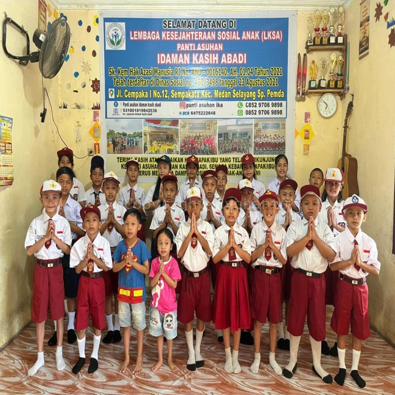 Bantuan kasih untuk 30 anak dipanti asuhan
