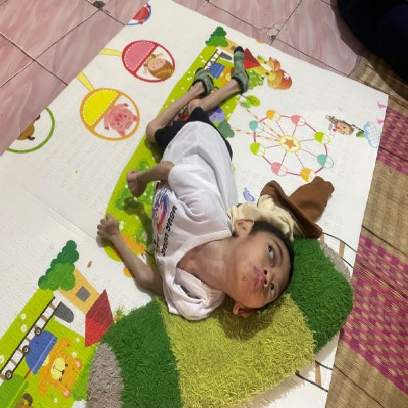 otak lumpuh badan kurus, Kaisal Kecil ingin sembuh!