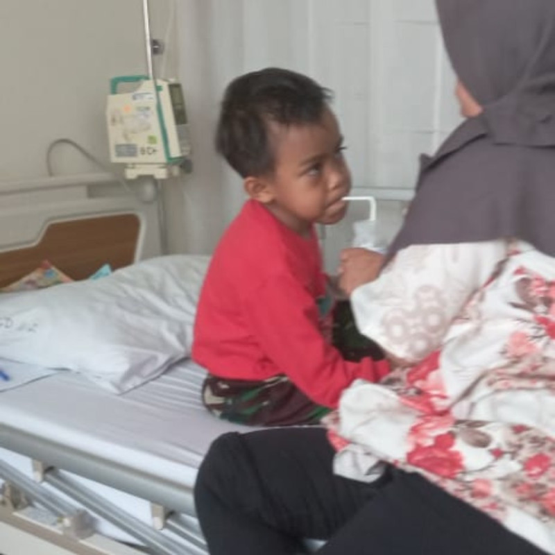 Tolong Anak Tukang Ojek Berjuang Dari Kanker Leukemia