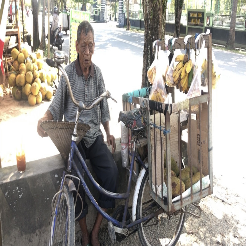 Borong Dagangan Mbah Djait