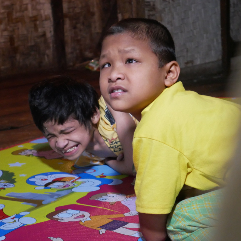 BANTU PAK ADAR HIDUPI DUA ANAK DISABILITASNYA
