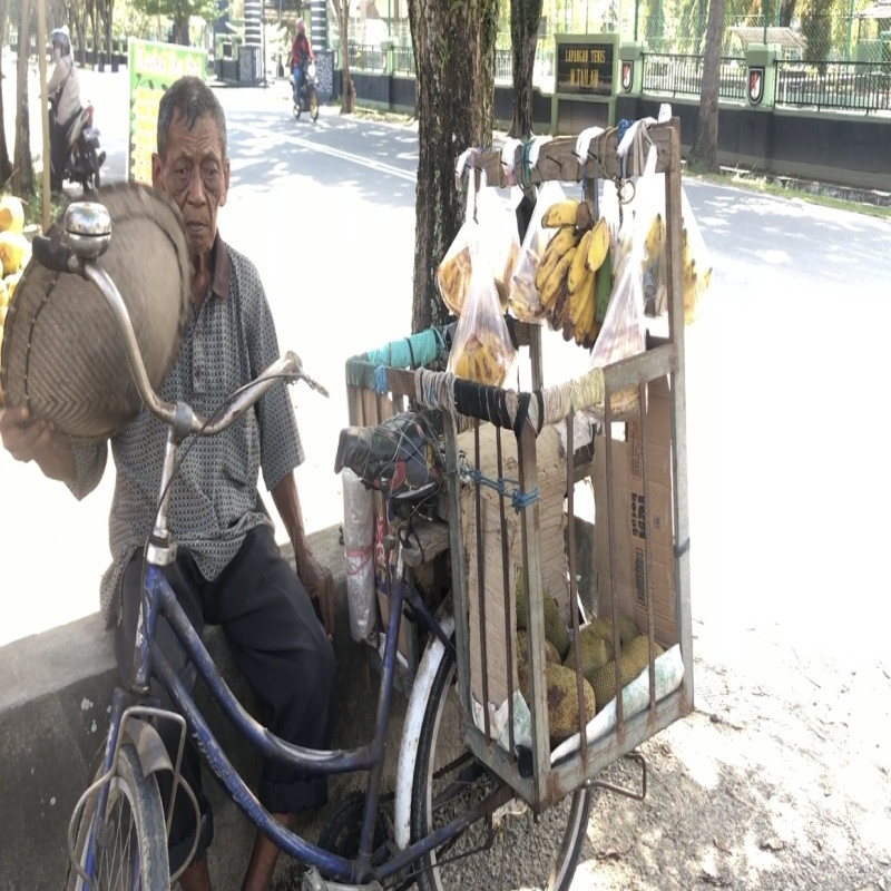 Borong Dagangan Mbah Djait