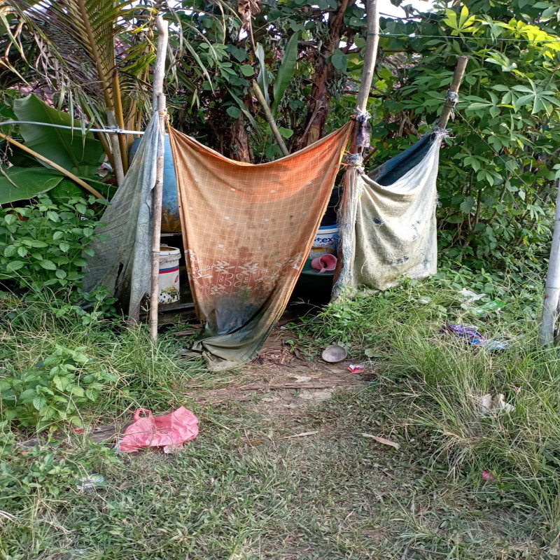 Tak Punya MCK yang Layak. Sedekah Bantu Hadirkan MCK untuk Warga Ciroyom