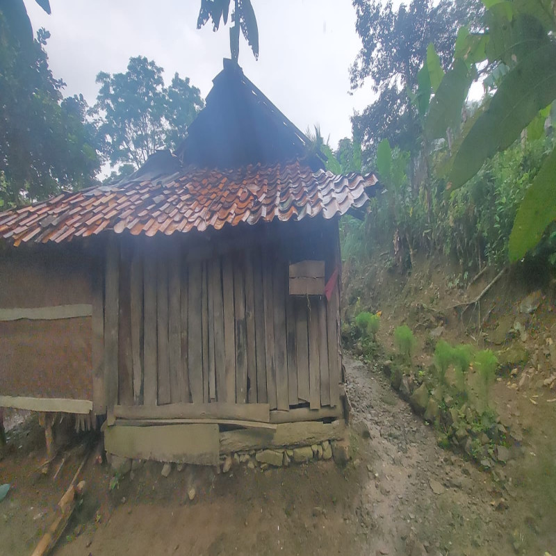 Hampir Putus Sekolah Pasca Di Tinggal Ayah