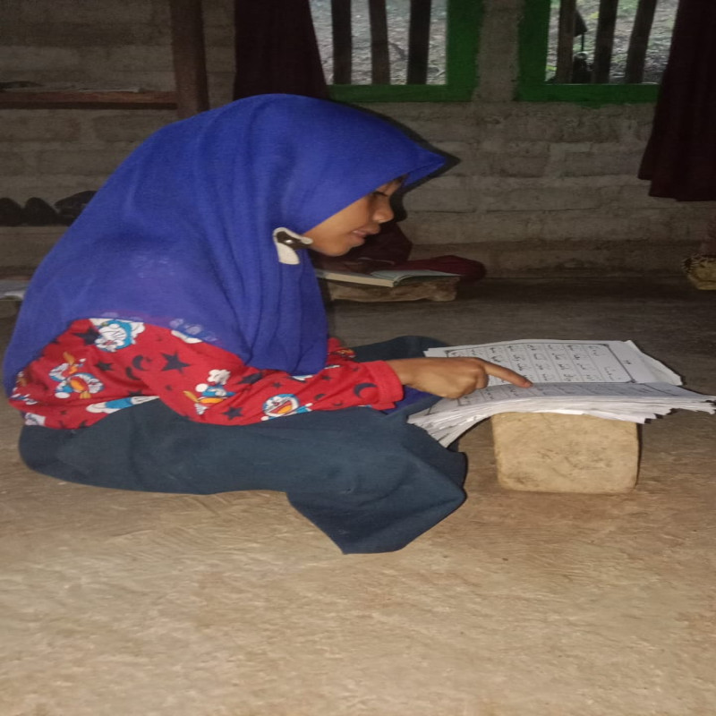 Sedekah Iqro dan Al Quran untuk Anak-anak Pelosok NTT