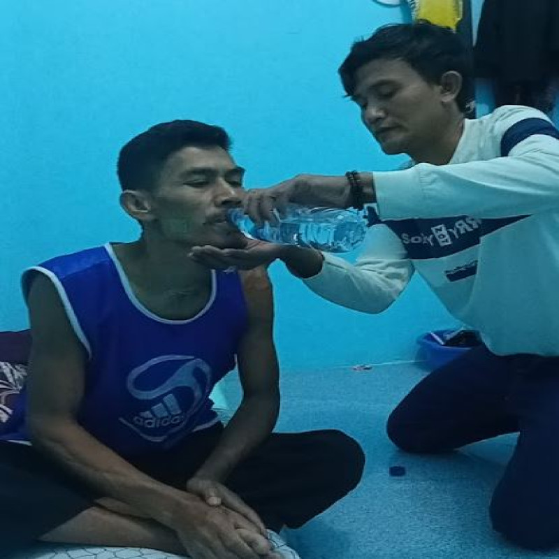 Tumor Ganas Pudarkan Harpan Pak Mahdi, Bertahan Berharap Keajaiban, Bantu sekarang!