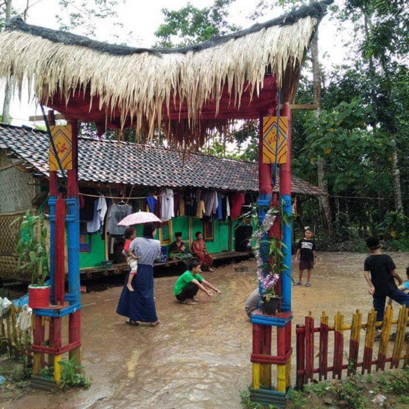 Sedekah Daging untuk Anak-anak Yatim Dhuafa Pelosok