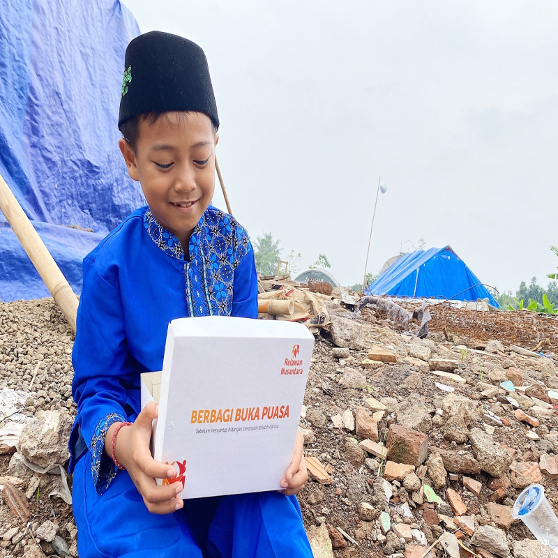 Berbagi Buka Puasa untuk Penyintas Gempa Cianjur