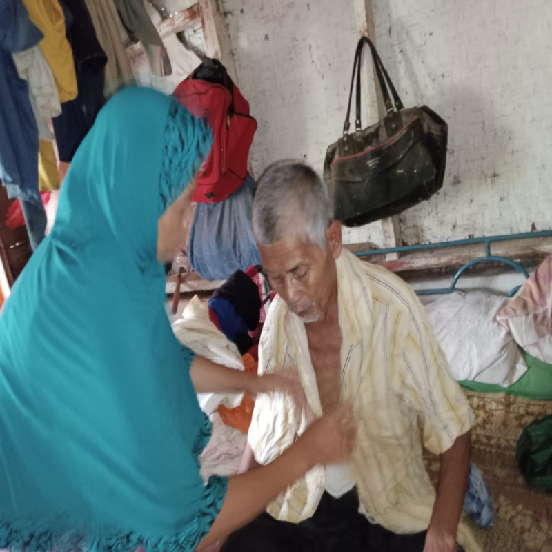 Selalu Sakit Tenggorokan Pak Maman Idap Tumor Lidah